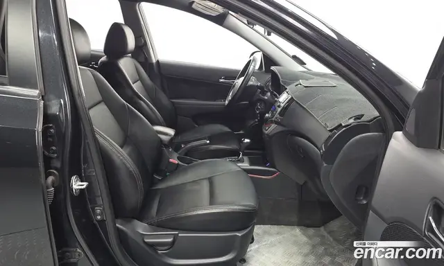 Hyundai i30 2008 1.6 автомат (гидро), миниатюра 10 Hyundai i30 2008 1.6 автомат (гидро), миниатюра 10