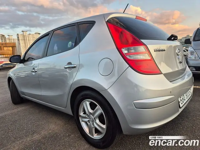 Hyundai i30 2009 1.6 автомат (гидро), миниатюра 6