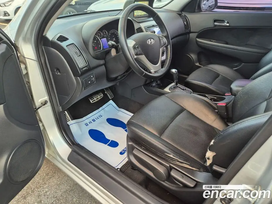 Hyundai i30 2009 1.6 автомат (гидро), фото 8