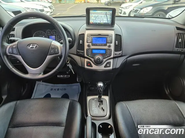 Hyundai i30 2009 1.6 автомат (гидро), миниатюра 9