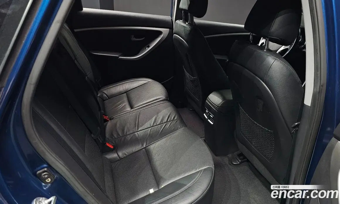 Hyundai i30 2013 1.6 автомат (гидро), фото 17 Hyundai i30 2013 1.6 автомат (гидро), фото 17