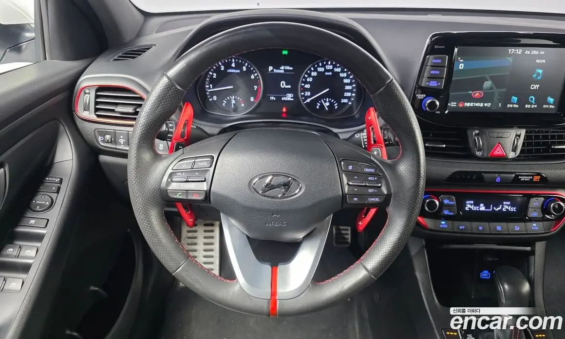 Hyundai i30 2017 1.6 автомат (гидро), фото 19