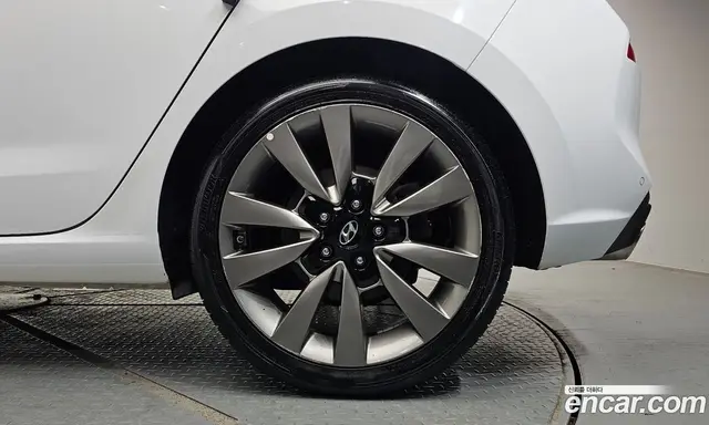 Hyundai i30 2017 1.6 автомат (гидро), миниатюра 7