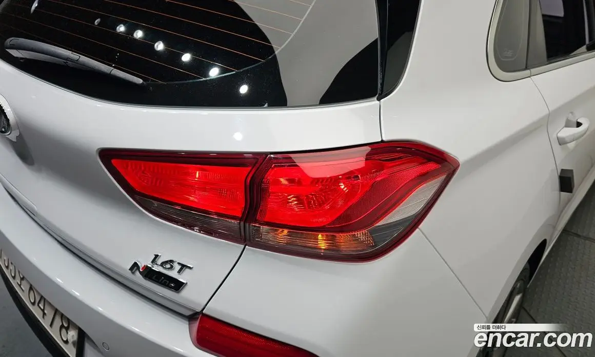 Hyundai i30 2017 1.6 автомат (гидро), фото 9