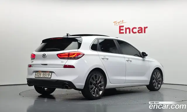Hyundai i30 2017 1.6 автомат (гидро), миниатюра 2