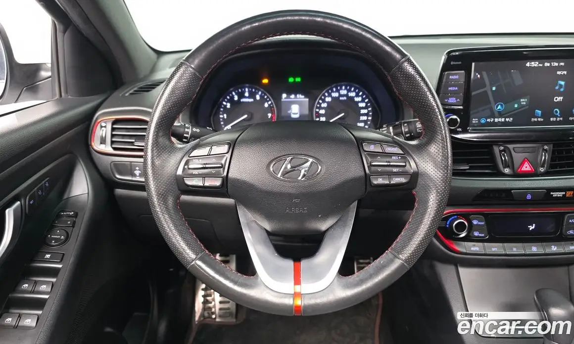 Hyundai i30 2017 1.6 автомат (гидро), фото 13