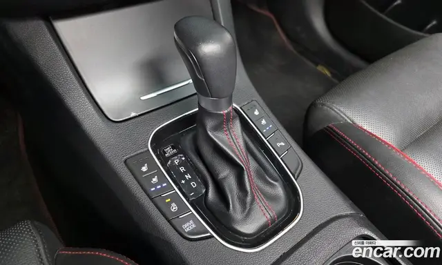 Hyundai i30 2017 1.6 автомат (гидро), миниатюра 9