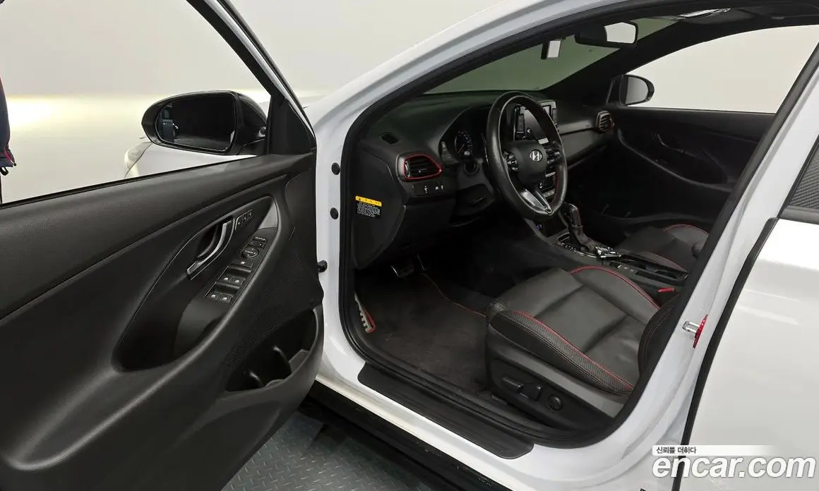 Hyundai i30 2020 1.6 автомат (гидро), фото 10