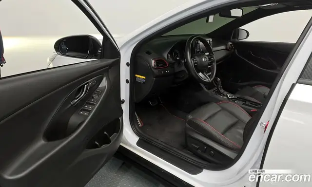 Hyundai i30 2020 1.6 автомат (гидро), миниатюра 10