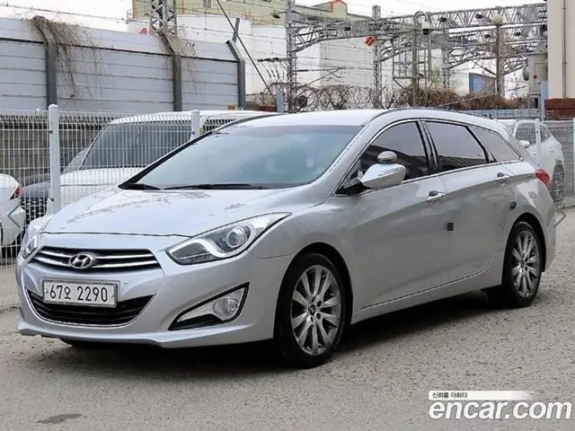 Hyundai i40 2012 1.7 автомат (гидро), миниатюра 2