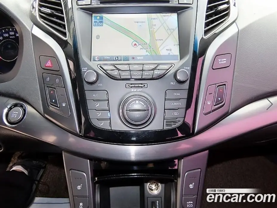 Hyundai i40 2012 1.7 автомат (гидро), фото 13