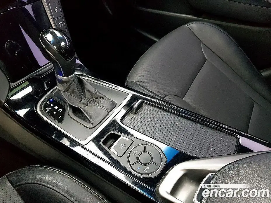 Hyundai i40 2012 1.7 автомат (гидро), фото 13
