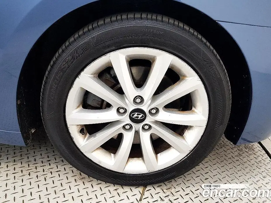 Hyundai i40 2012 1.7 автомат (гидро), фото 20