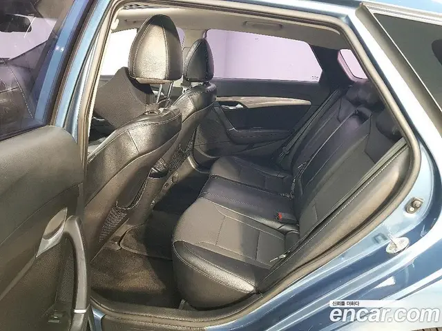 Hyundai i40 2012 1.7 автомат (гидро), миниатюра 9