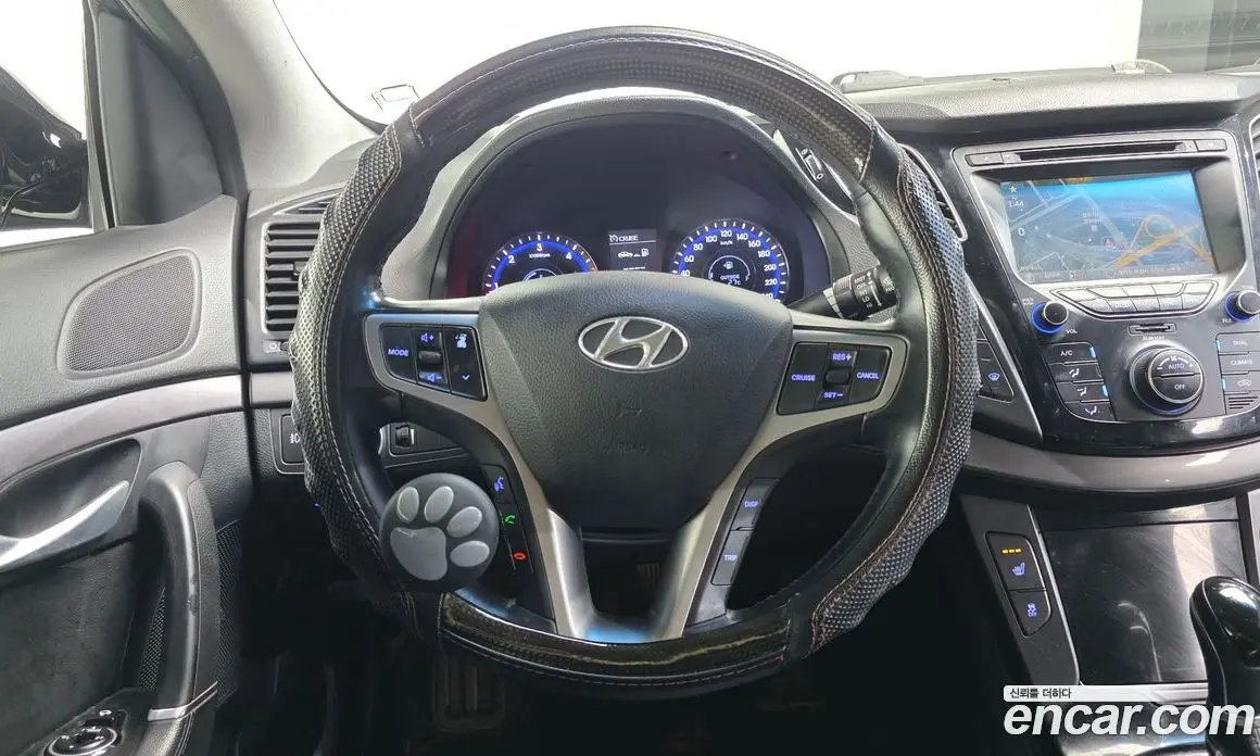 Hyundai i40 2014 1.7 автомат (гидро), фото 13