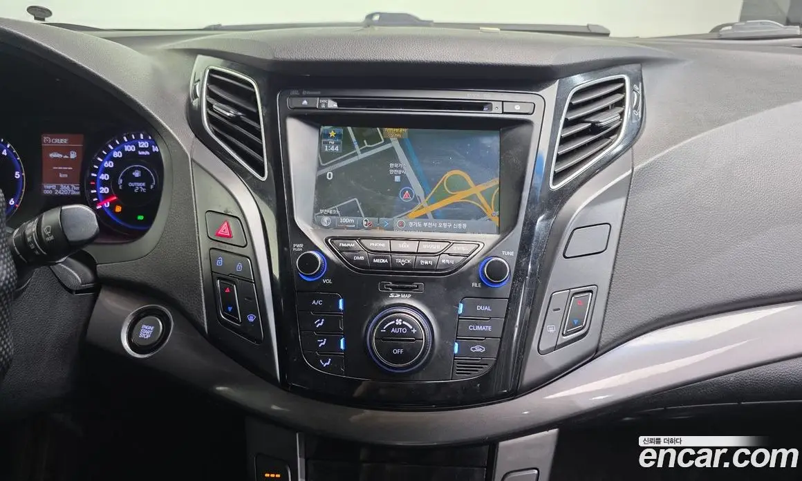 Hyundai i40 2014 1.7 автомат (гидро), фото 14