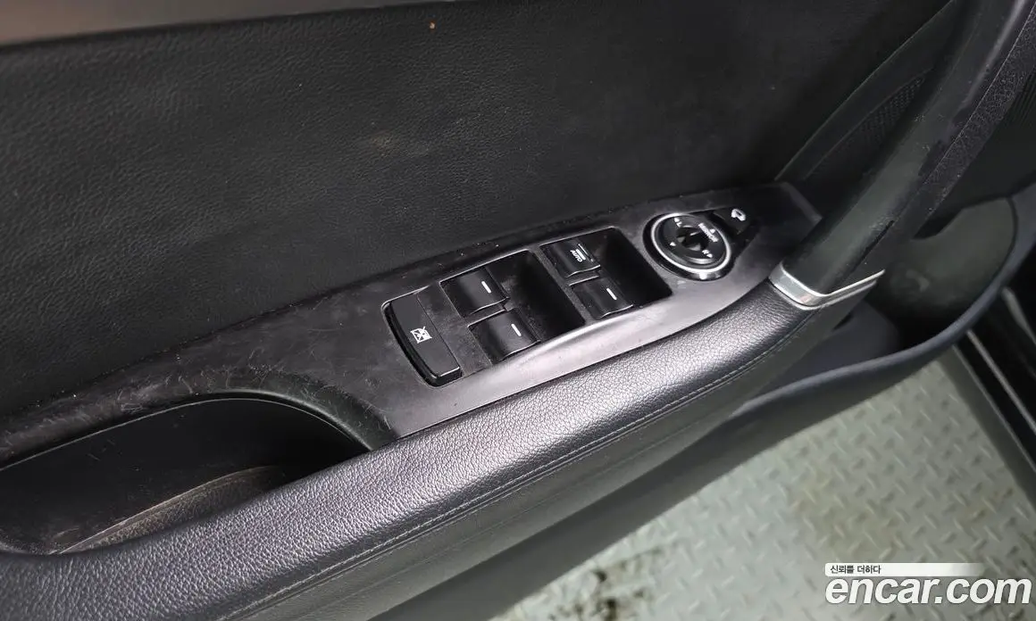 Hyundai i40 2014 1.7 автомат (гидро), фото 17