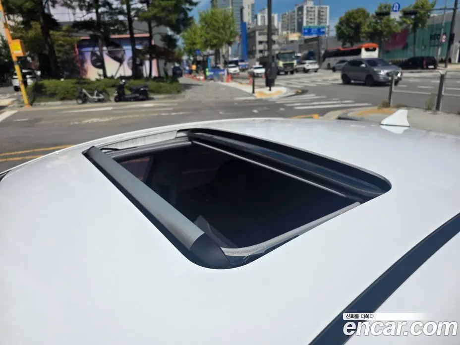 Hyundai Ioniq 2016 1.6 автомат (гидро), фото 7 Hyundai Ioniq 2016 1.6 автомат (гидро), фото 7