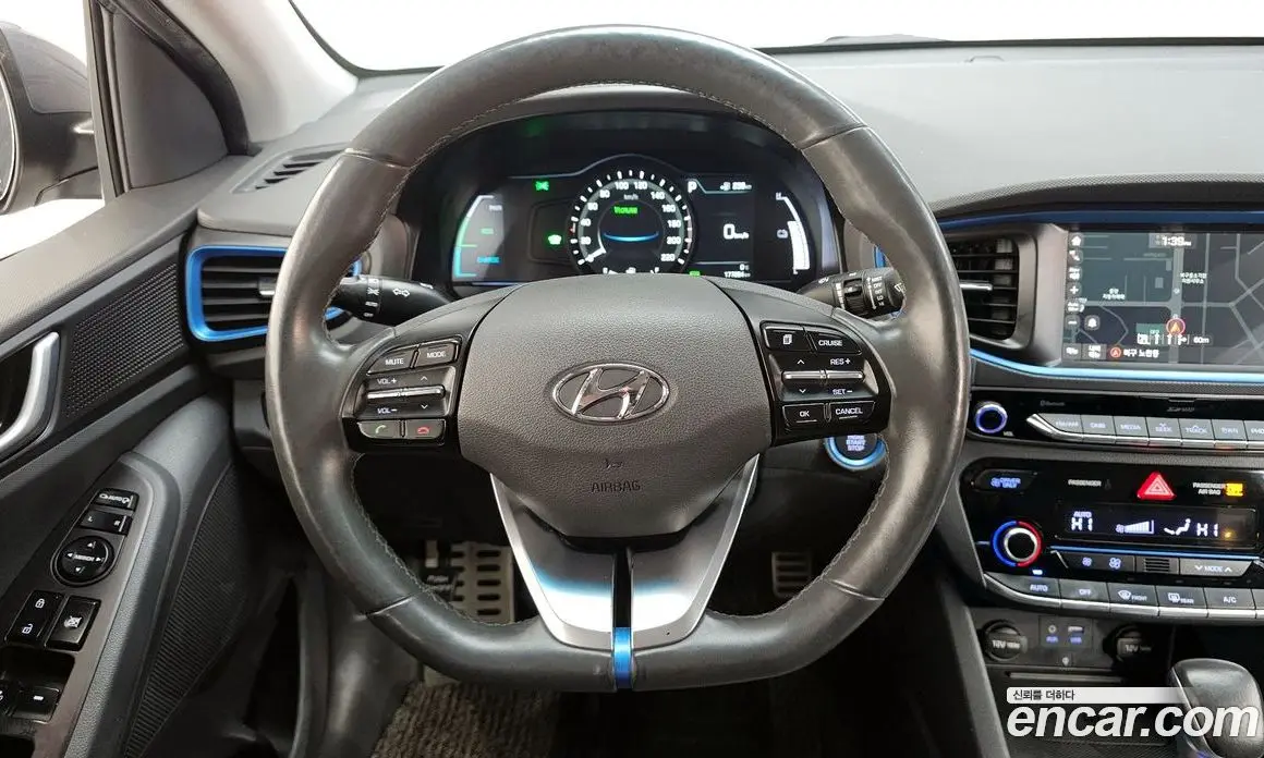 Hyundai Ioniq 2016 1.6 автомат (гидро), фото 13 Hyundai Ioniq 2016 1.6 автомат (гидро), фото 13