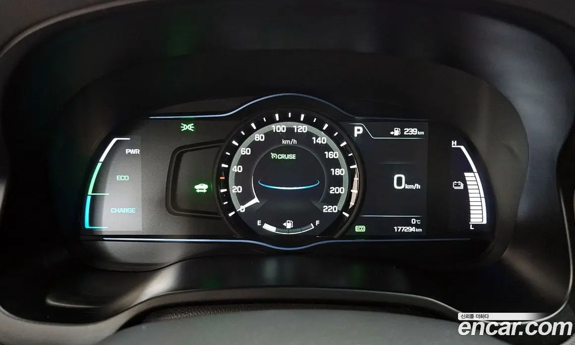 Hyundai Ioniq 2016 1.6 автомат (гидро), фото 8 Hyundai Ioniq 2016 1.6 автомат (гидро), фото 8