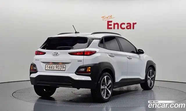 Hyundai Kona 2017 1.6 автомат (гидро), миниатюра 2