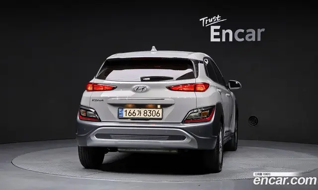 Hyundai Kona 2022 2.0 автомат (гидро), миниатюра 4