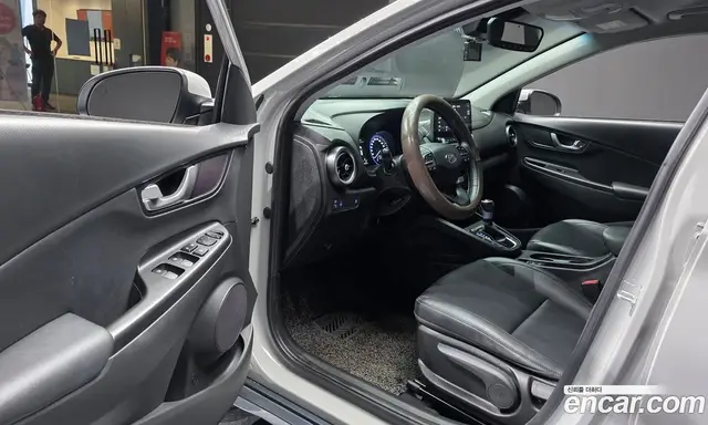 Hyundai Kona 2022 2.0 автомат (гидро), миниатюра 10