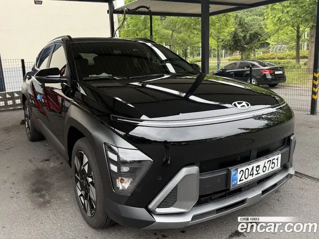 Hyundai Kona 2025 1.6 автомат (гидро), миниатюра 3