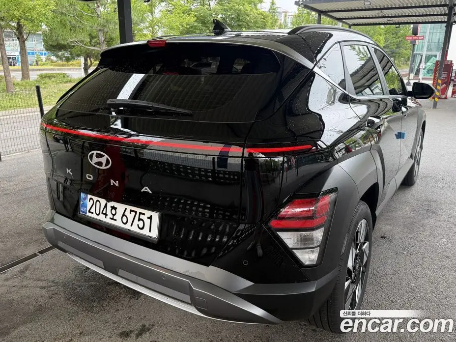 Hyundai Kona 2025 1.6 автомат (гидро), фото 4