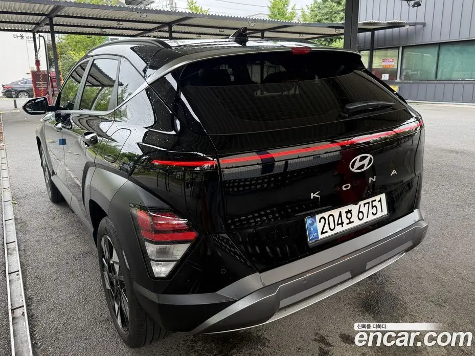 Hyundai Kona 2025 1.6 автомат (гидро), фото 6