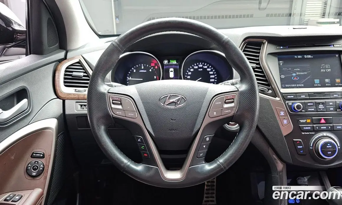Hyundai Santa Fe 2016 2.0 автомат (гидро), фото 18