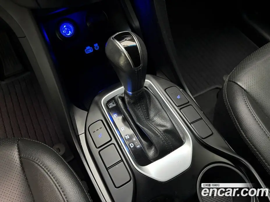 Hyundai Santa Fe 2016 2.0 автомат (гидро), фото 14