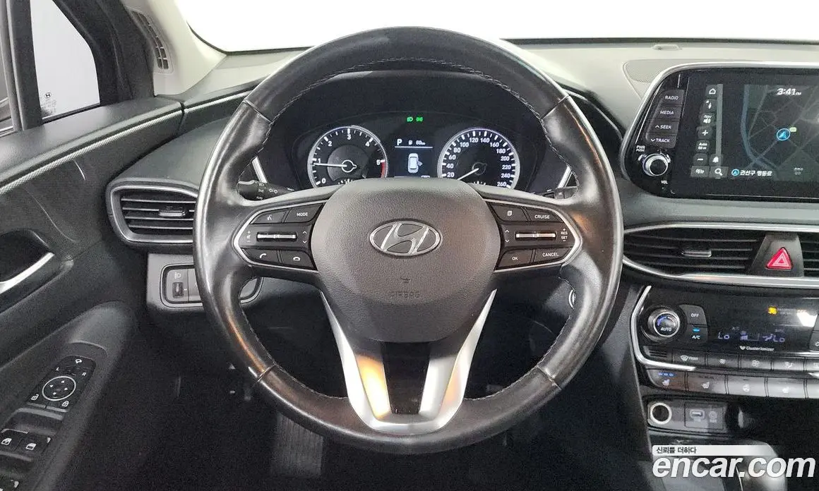 Hyundai Santa Fe 2018 2.0 автомат (гидро), фото 19