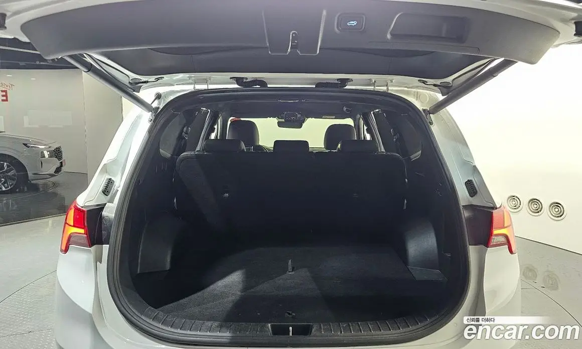 Hyundai Santa Fe 2021 2.2 автомат (гидро), фото 20 Hyundai Santa Fe 2021 2.2 автомат (гидро), фото 20