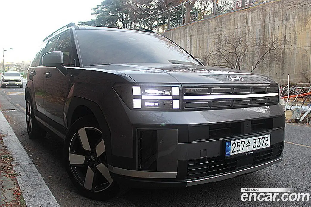 Hyundai Santa Fe 2024 1.6 автомат (гидро), фото 3