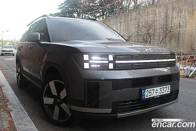 Hyundai Santa Fe 2024 1.6 автомат (гидро), миниатюра 3