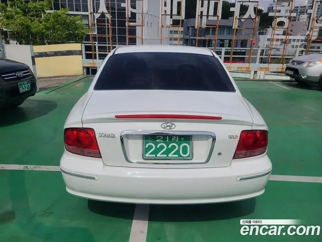 Hyundai Sonata 2004 2.0 автомат (гидро), миниатюра 4 Hyundai Sonata 2004 2.0 автомат (гидро), миниатюра 4