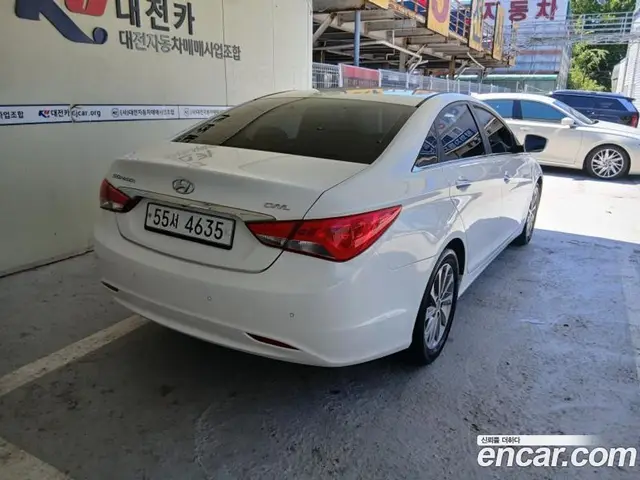 Hyundai Sonata 2013 2.0 автомат (гидро), миниатюра 2