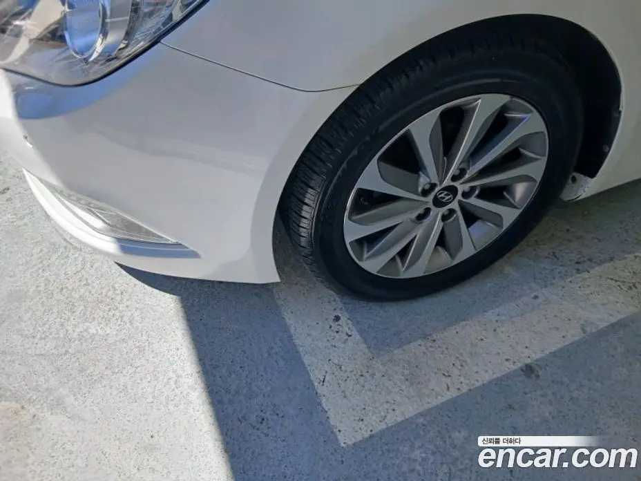 Hyundai Sonata 2013 2.0 автомат (гидро), фото 17