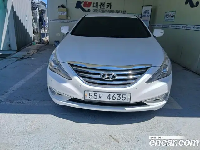 Hyundai Sonata 2013 2.0 автомат (гидро), миниатюра 3