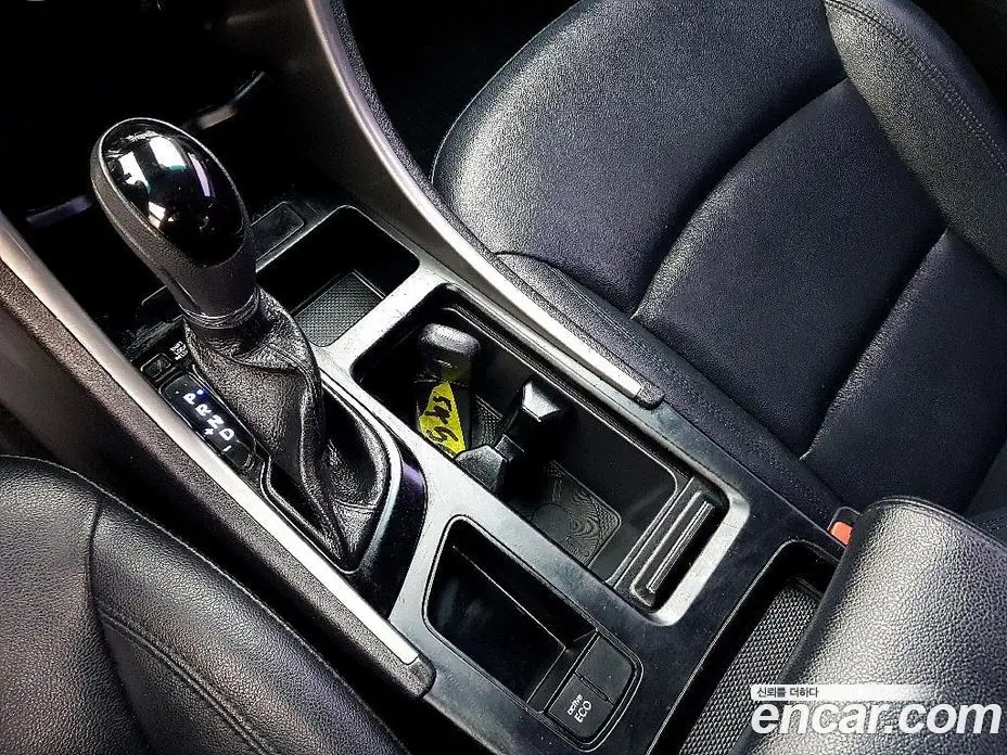 Hyundai Sonata 2013 2.0 автомат (гидро), фото 15