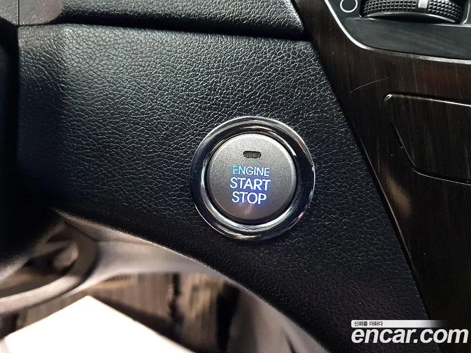 Hyundai Sonata 2013 2.0 автомат (гидро), фото 16