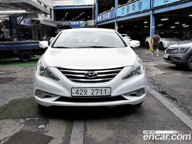 Hyundai Sonata, 2013, 180 189 км