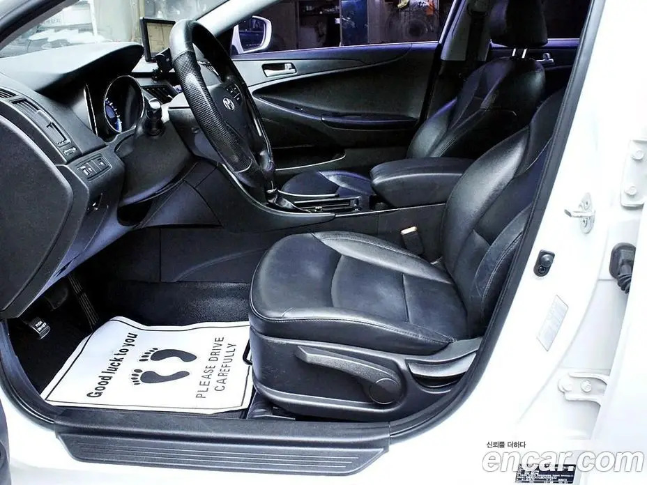 Hyundai Sonata 2013 2.0 автомат (гидро), фото 5 Hyundai Sonata 2013 2.0 автомат (гидро), фото 5