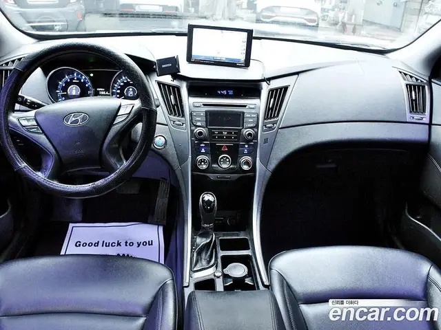 Hyundai Sonata 2013 2.0 автомат (гидро), миниатюра 7 Hyundai Sonata 2013 2.0 автомат (гидро), миниатюра 7