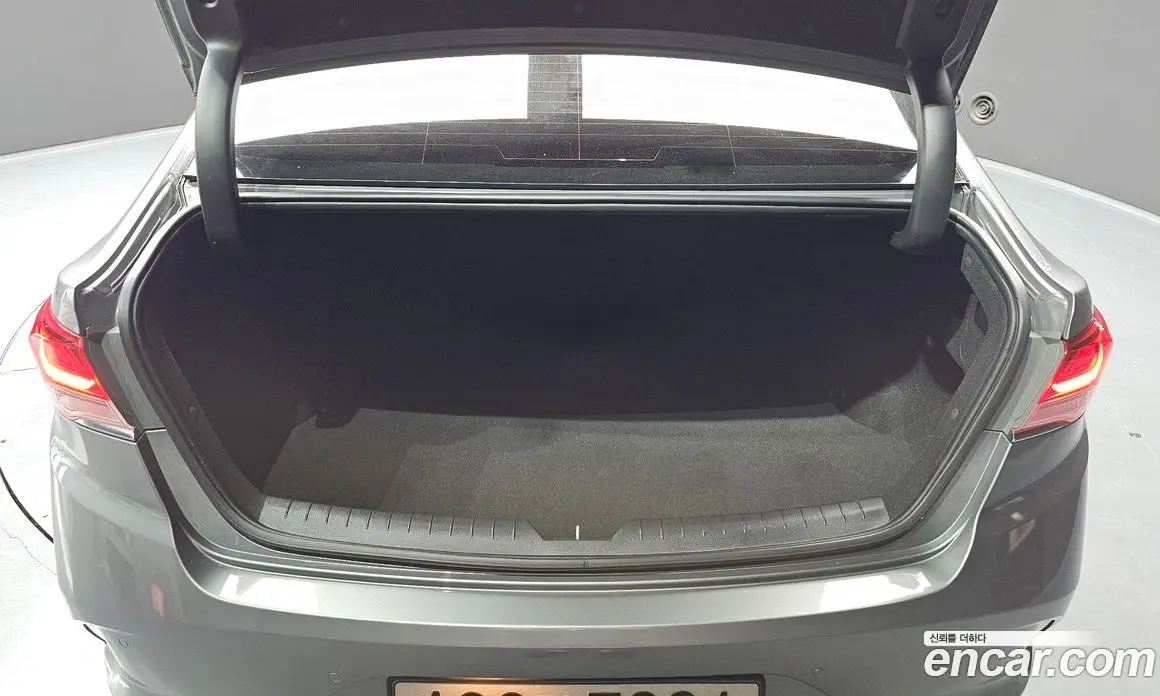 Hyundai Sonata 2017 1.7 автомат (гидро), фото 18