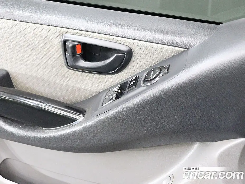 Hyundai Starex 2014 2.5 автомат (гидро), фото 14
