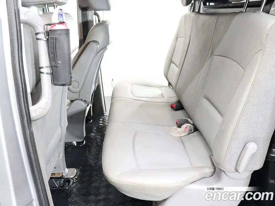 Hyundai Starex 2014 2.5 автомат (гидро), фото 17