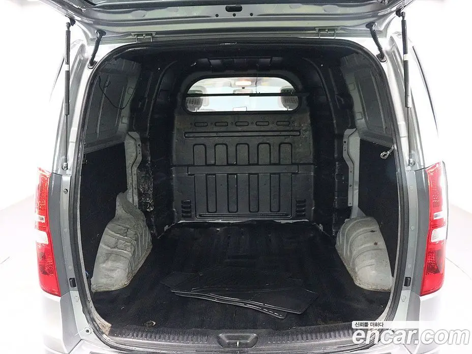 Hyundai Starex 2014 2.5 автомат (гидро), фото 5