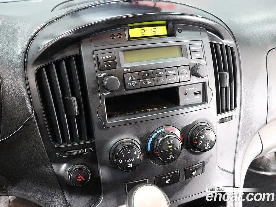 Hyundai Starex 2014 2.5 автомат (гидро), фото 7